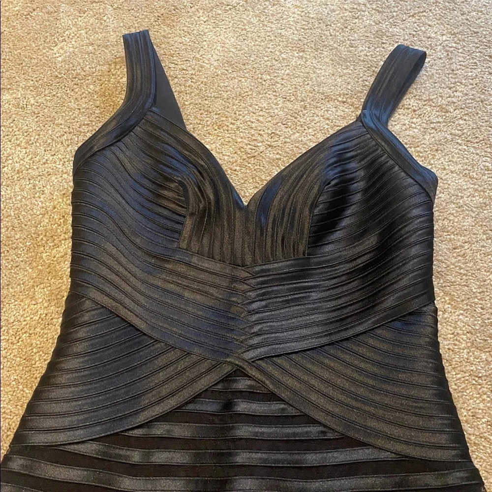 BCBGMAXAZRIA Satin/Mesh Sweetheart Neckline Evening Cocktail Gown/Prom/Wedding - Picture 4 of 15